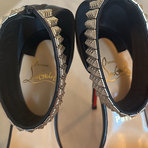 ❤️ AUTHENTIC CHRISTIAN LOUBOUTIN HEELS ❤️ - Picture 11 of 16